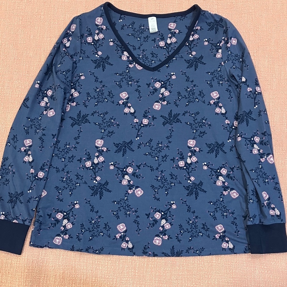 Small wm’s Blue Floral Pajama Top